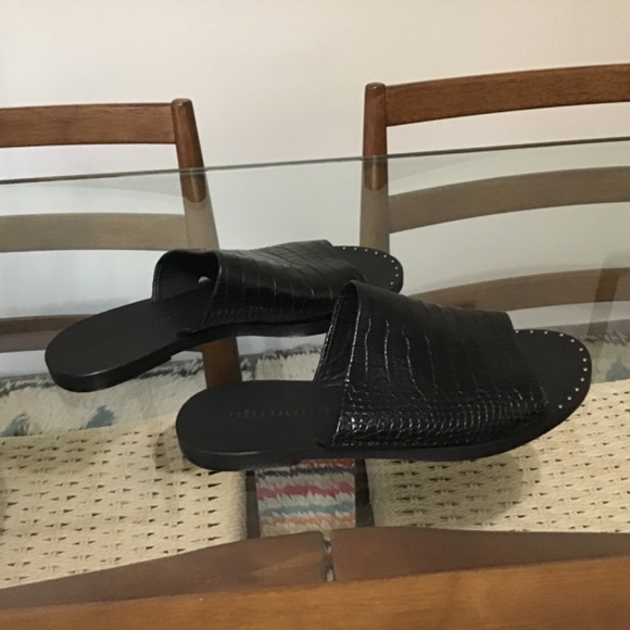 Freda Salvador pure slides - Picture 2 of 5